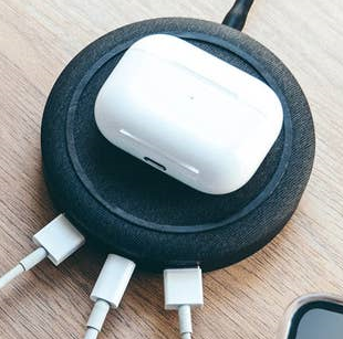 ŁADOWARKA BEZPRZEWODOWA Mophie 4w1 bezprzewodowa USB-A, USB-C 20W